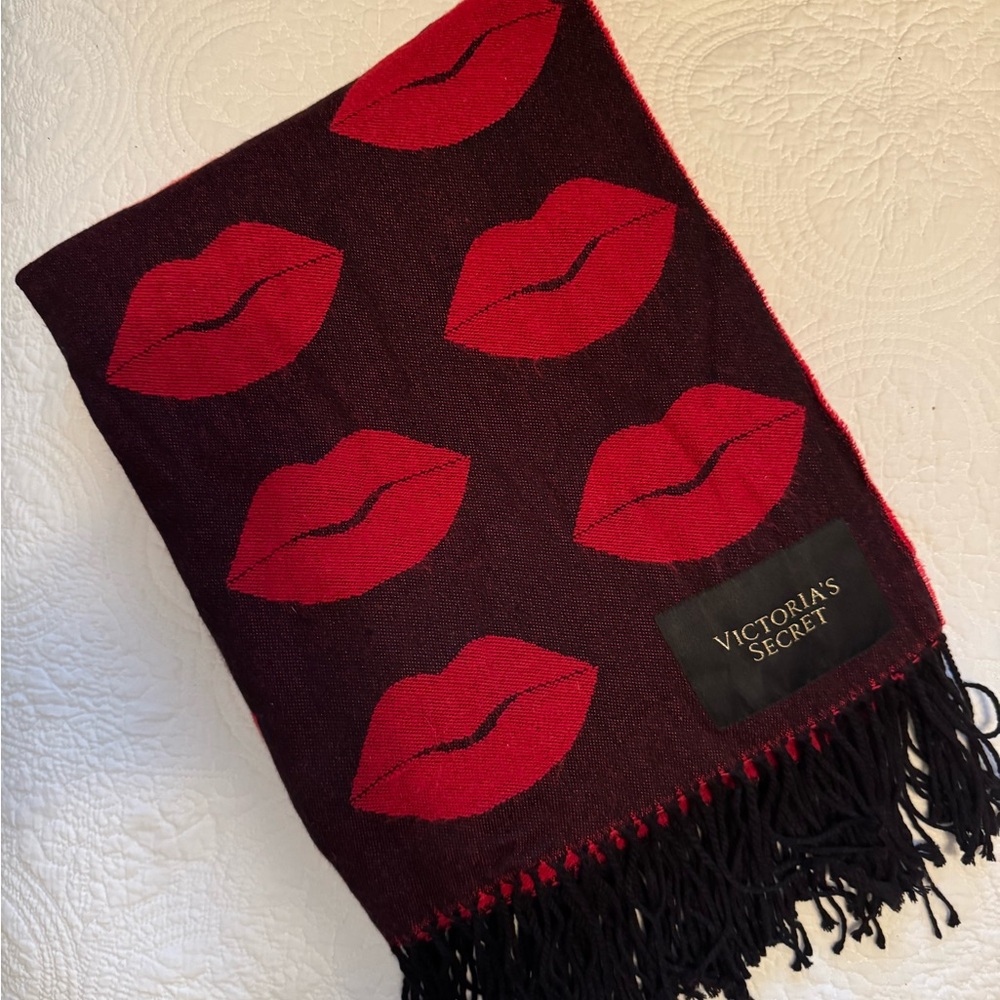 Victoria's Secret Black and Red Lips Throw Blanket